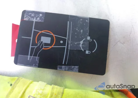 2023 Tesla Model Y Awd/Long Range Dual Motor All-Wheel Drive z USA, uszkodzony, nr VIN 7SAYGAEE9PF887623